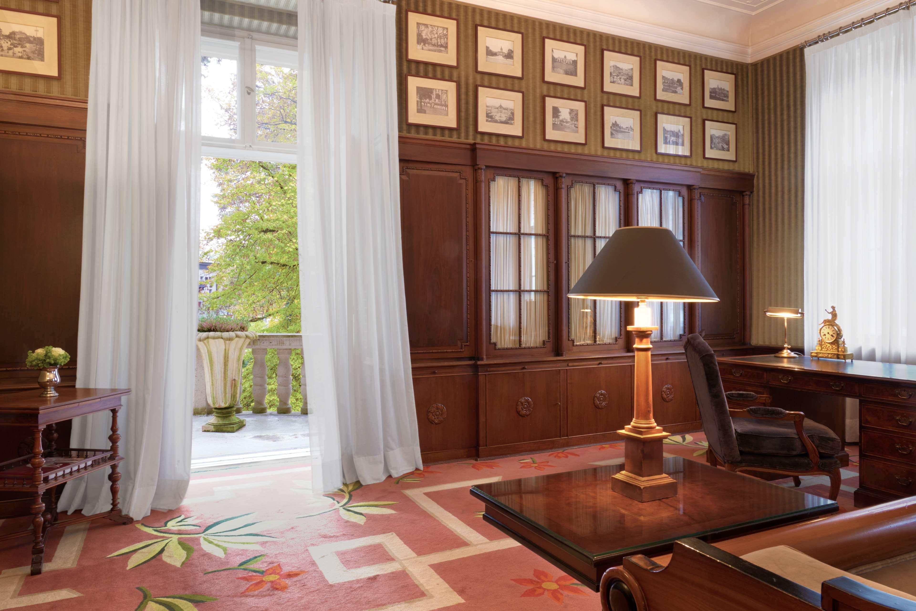 Schlosshotel Berlin Exteriör bild Office of the Rector